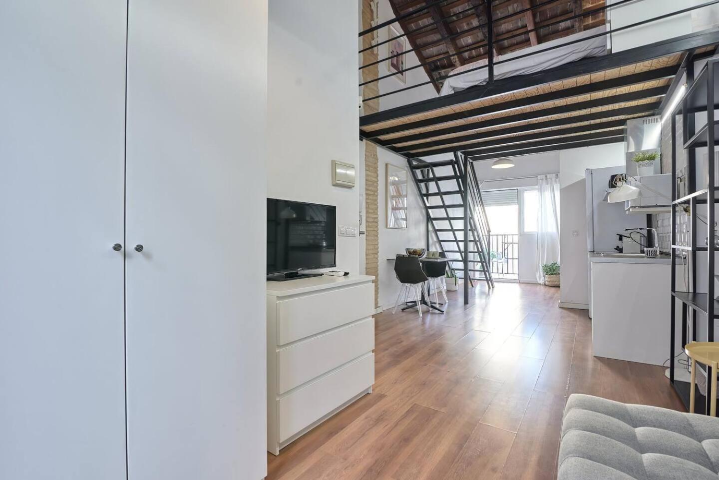 Ruzafa Modern Lofts Apartment บาเลนเซีย ภายนอก รูปภาพ