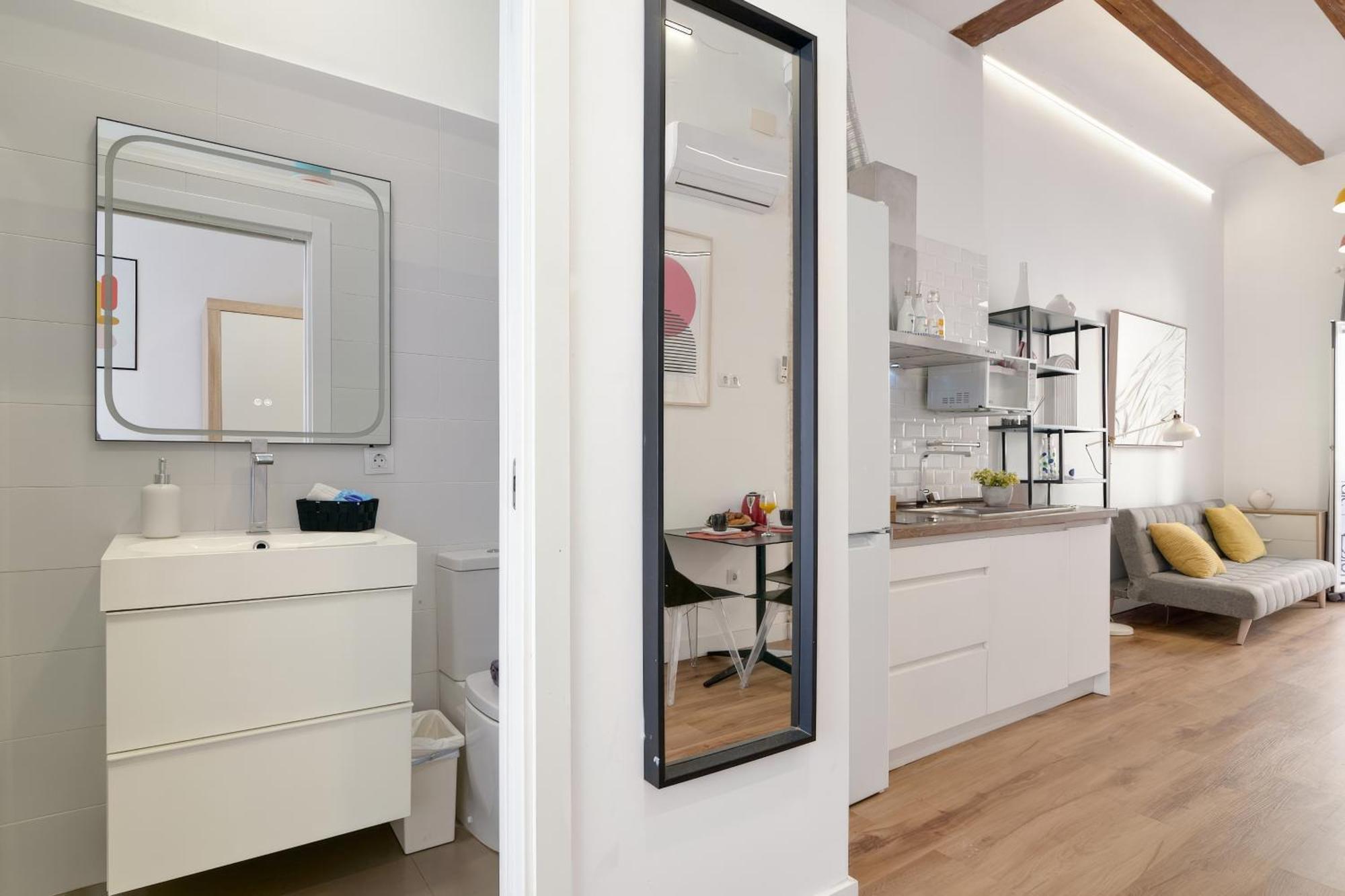 Ruzafa Modern Lofts Apartment บาเลนเซีย ภายนอก รูปภาพ